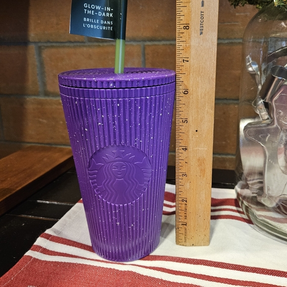 Starbucks NWT Limited Edition Glow In The Dark Purple Splatter tumbler - Picture 5 of 5
